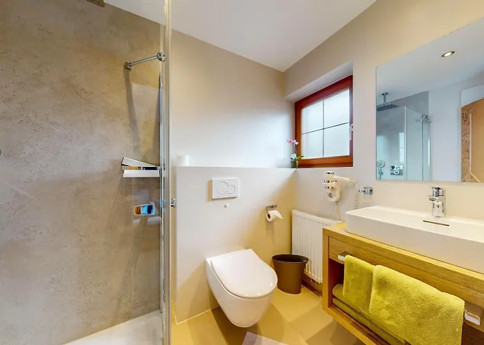 Gasthuis Cafe Heim 4*